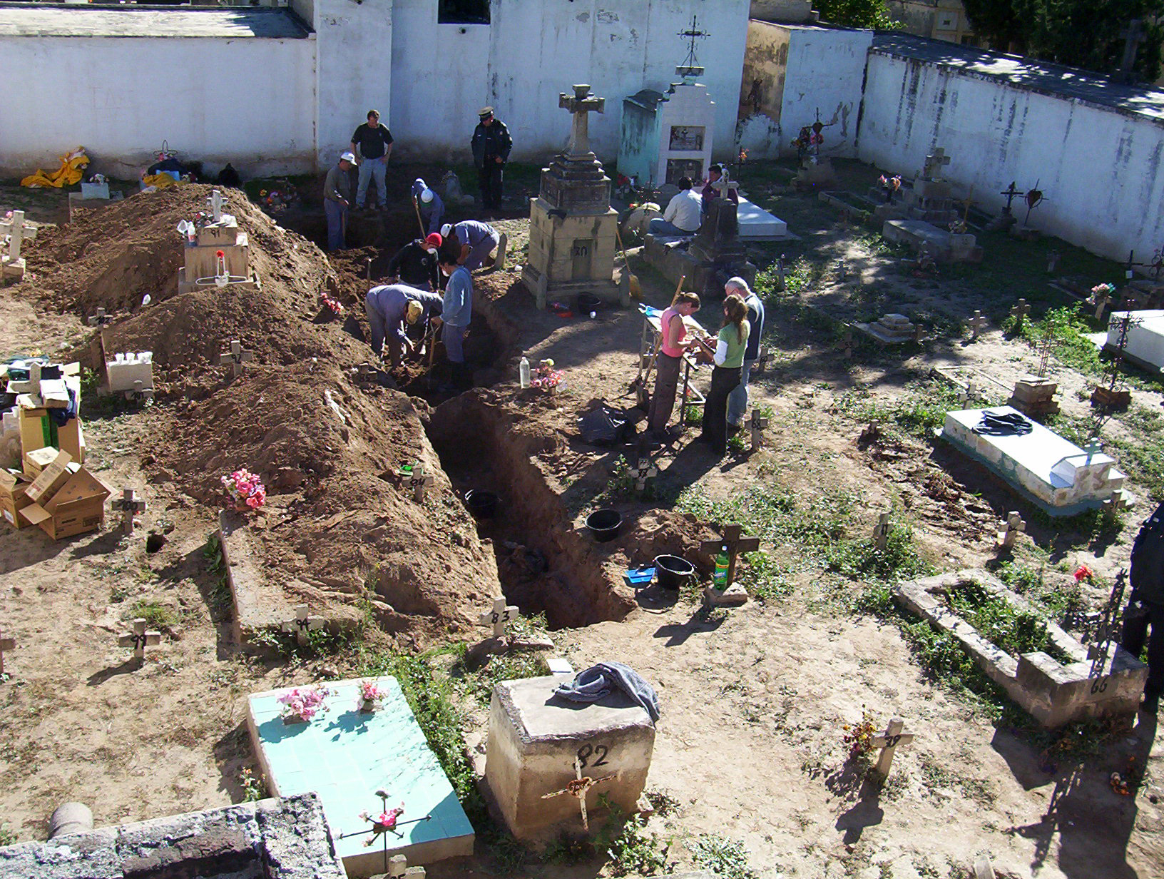 Cementerio Fray Mamerto Esquiú, San Fernando del Valle de Catamarca, 2005. Archivo EAAF.