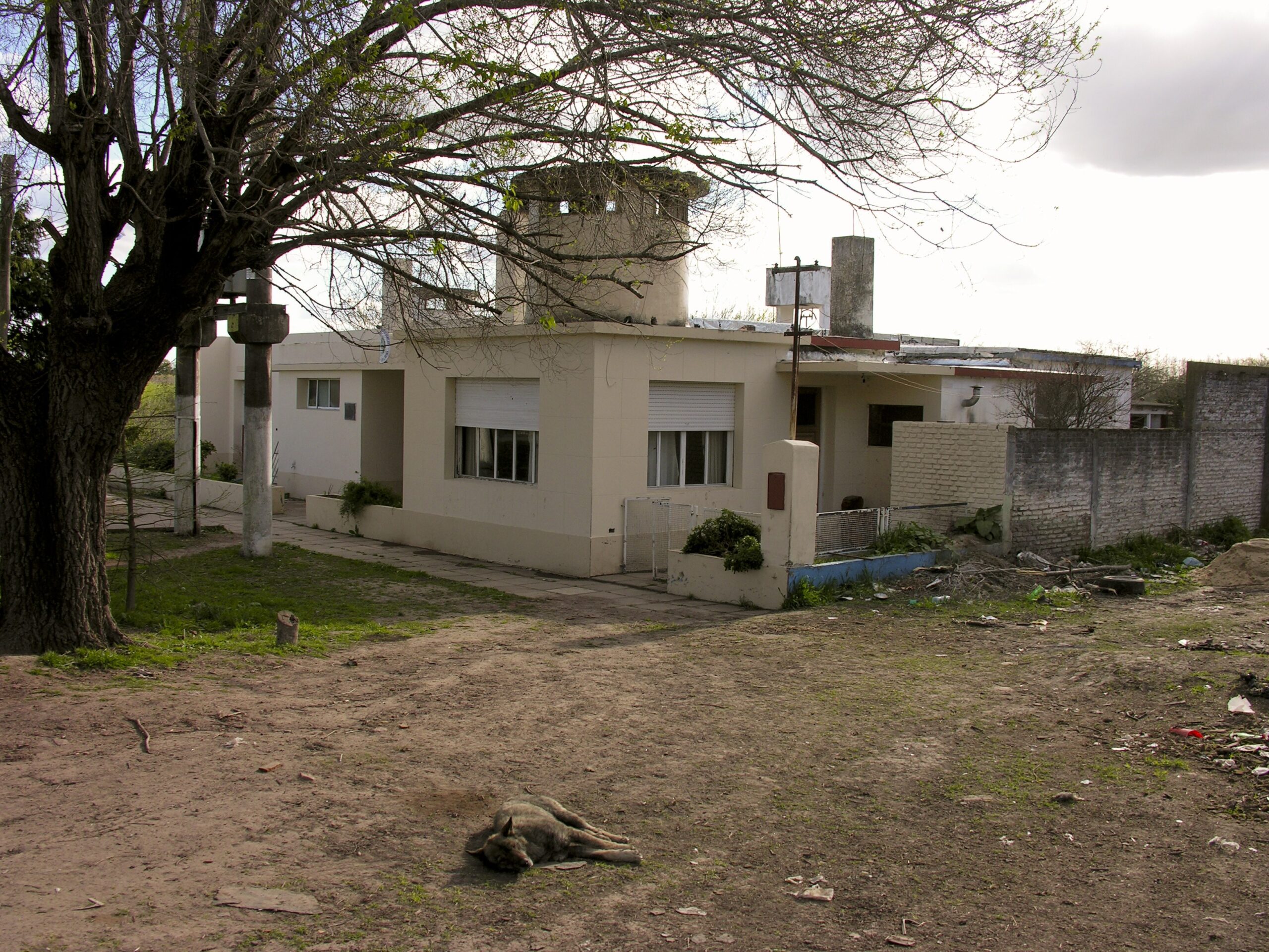 Ex CCD Destacamento de Arana, Buenos Aires, 2008. Archivo EAAF. Ex CCD Destacamento de Arana, Buenos Aires, 2008. Archivo EAAF.