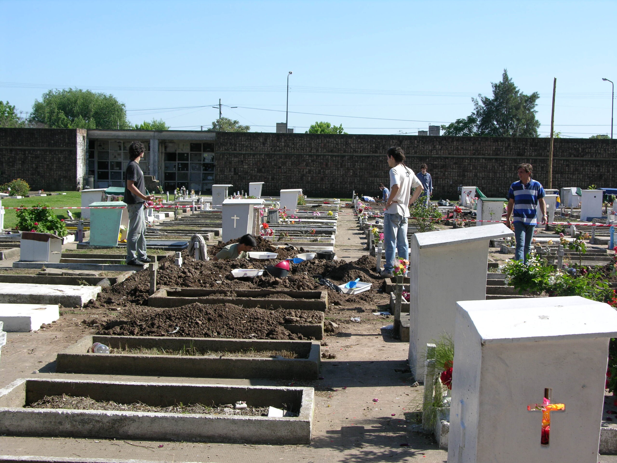 Cementerio La Piedad, Rosario, Santa Fe, 2011. Archivo EAAF.