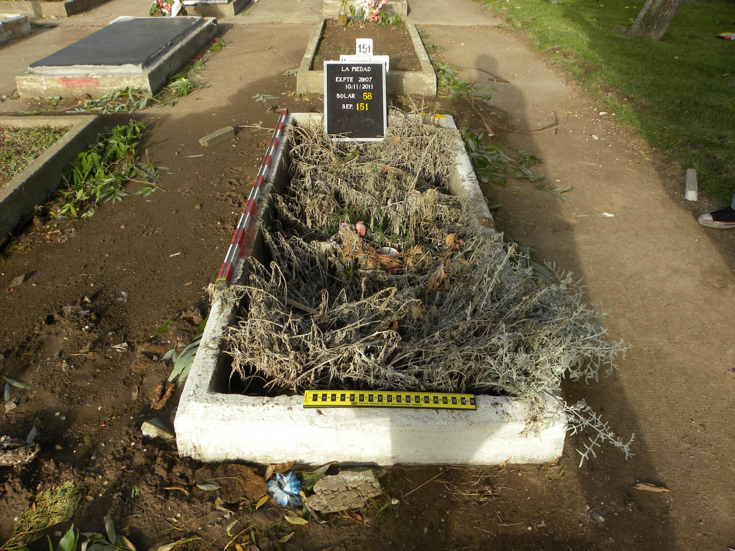 Cementerio La Piedad, Rosario, Santa Fe, 2011. Archivo EAAF.
